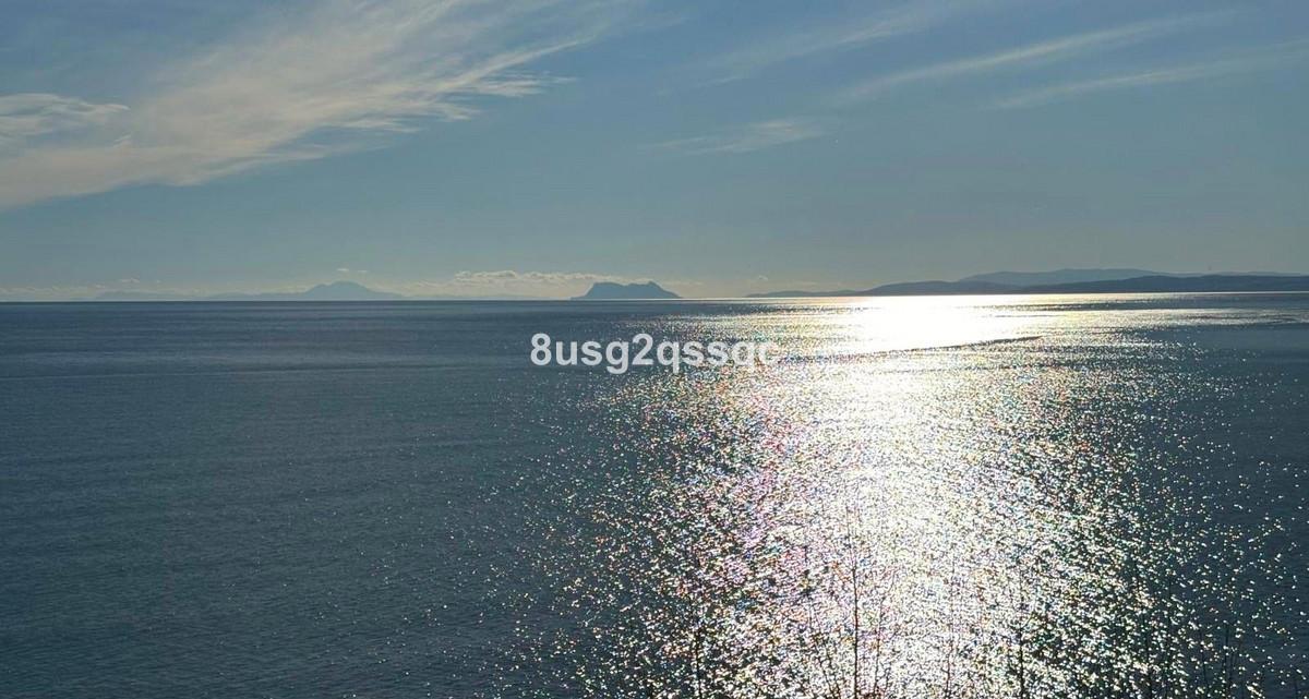 Apartment Penthouse in New Golden Mile