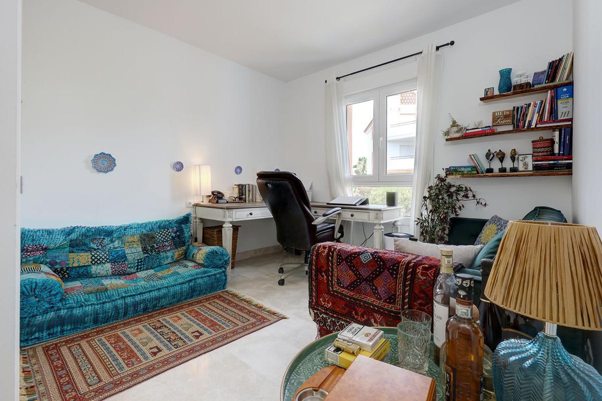 Apartment Penthouse in Mijas