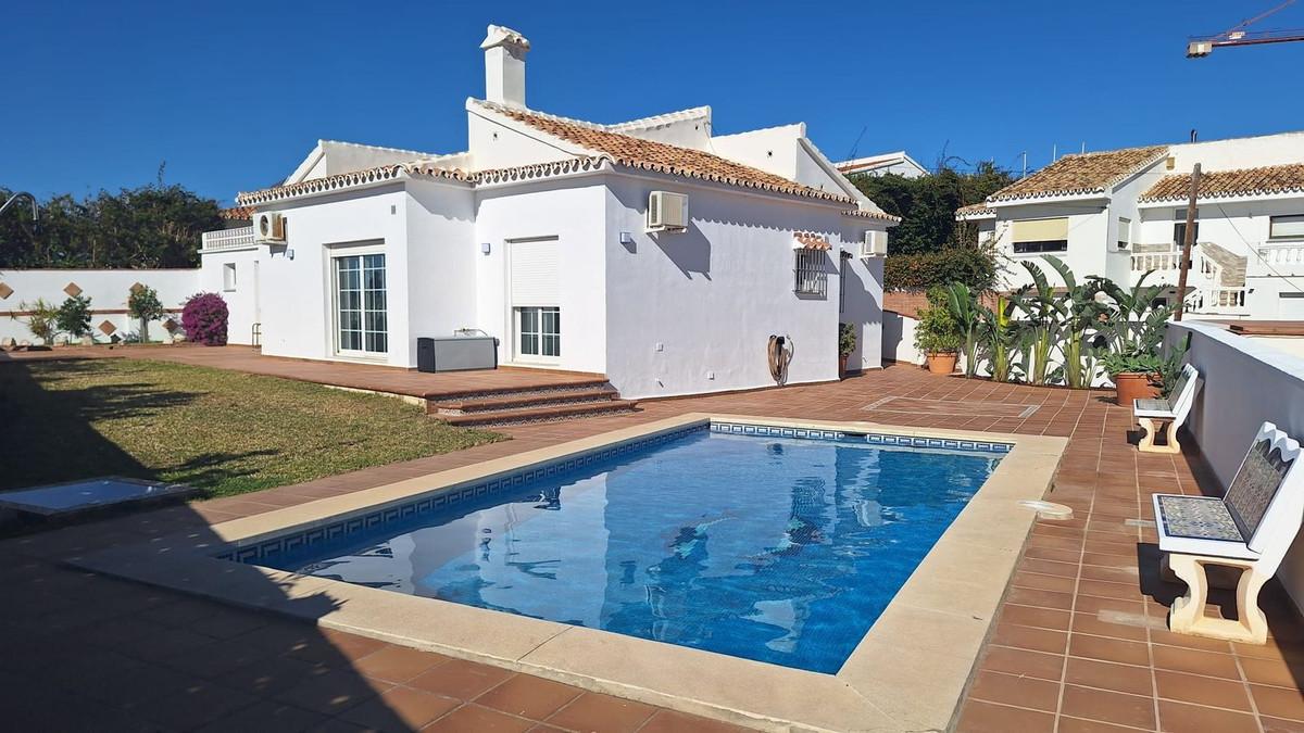 Villa Detached in El Chaparral