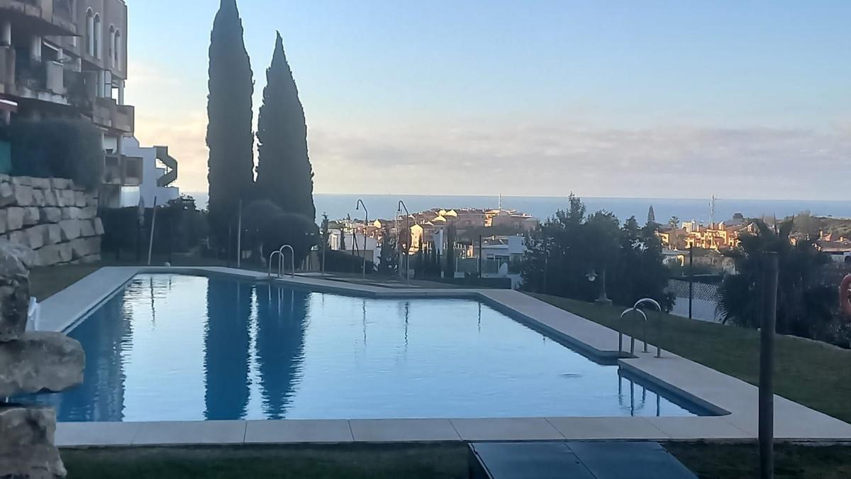 Apartment Middle Floor in Riviera del Sol