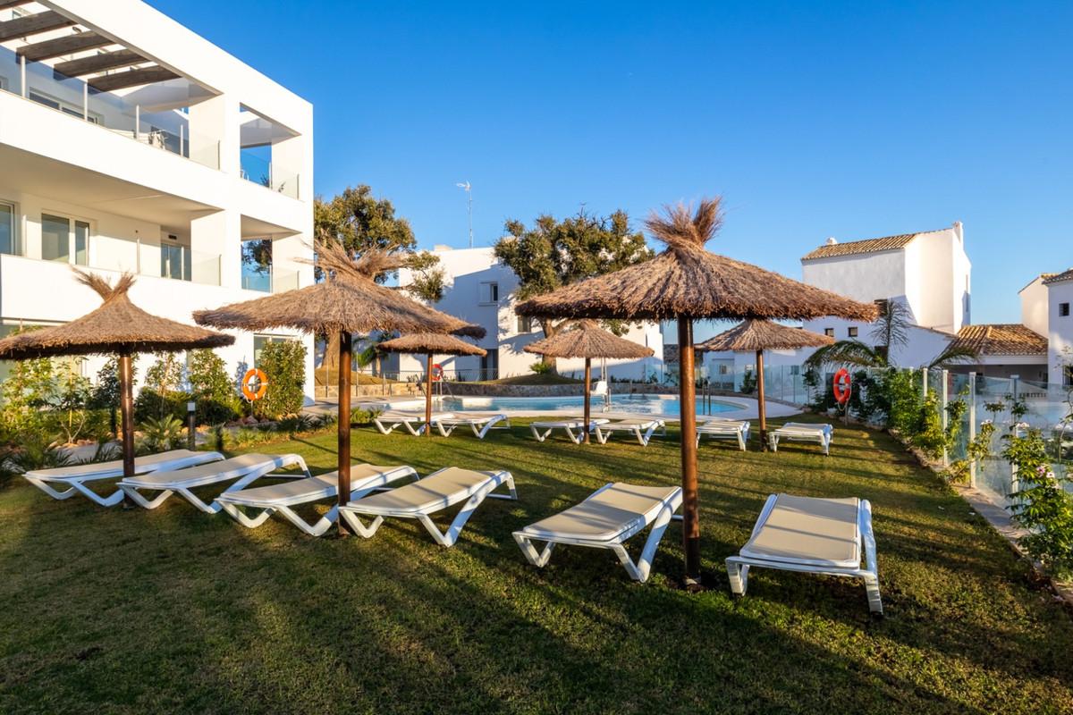 Apartment Penthouse in Altos de los Monteros