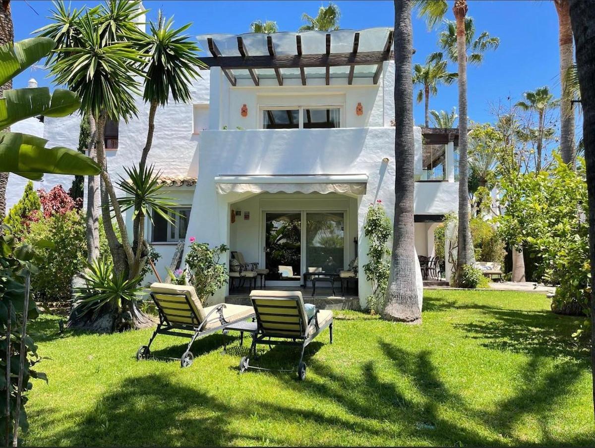 Villa Semi Detached in Costalita