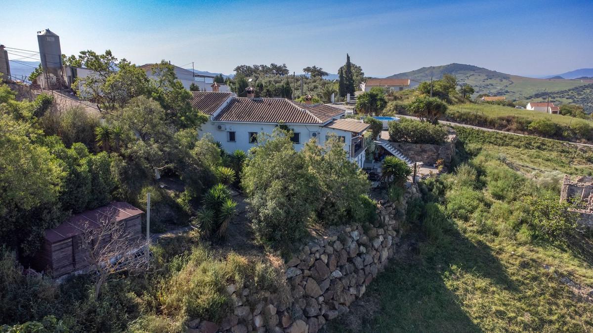 Villa Finca in Villanueva De La Concepcion