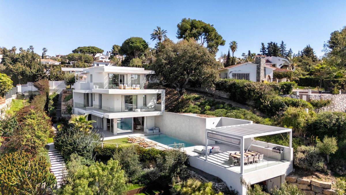 Villa Detached in Elviria