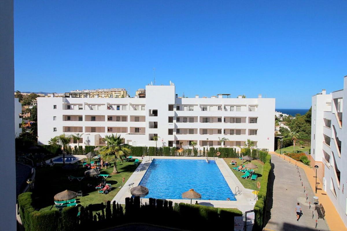Apartment Middle Floor in La Cala de Mijas