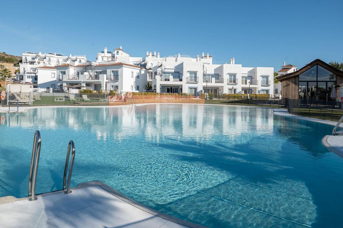 Apartment Ground Floor in El Paraiso