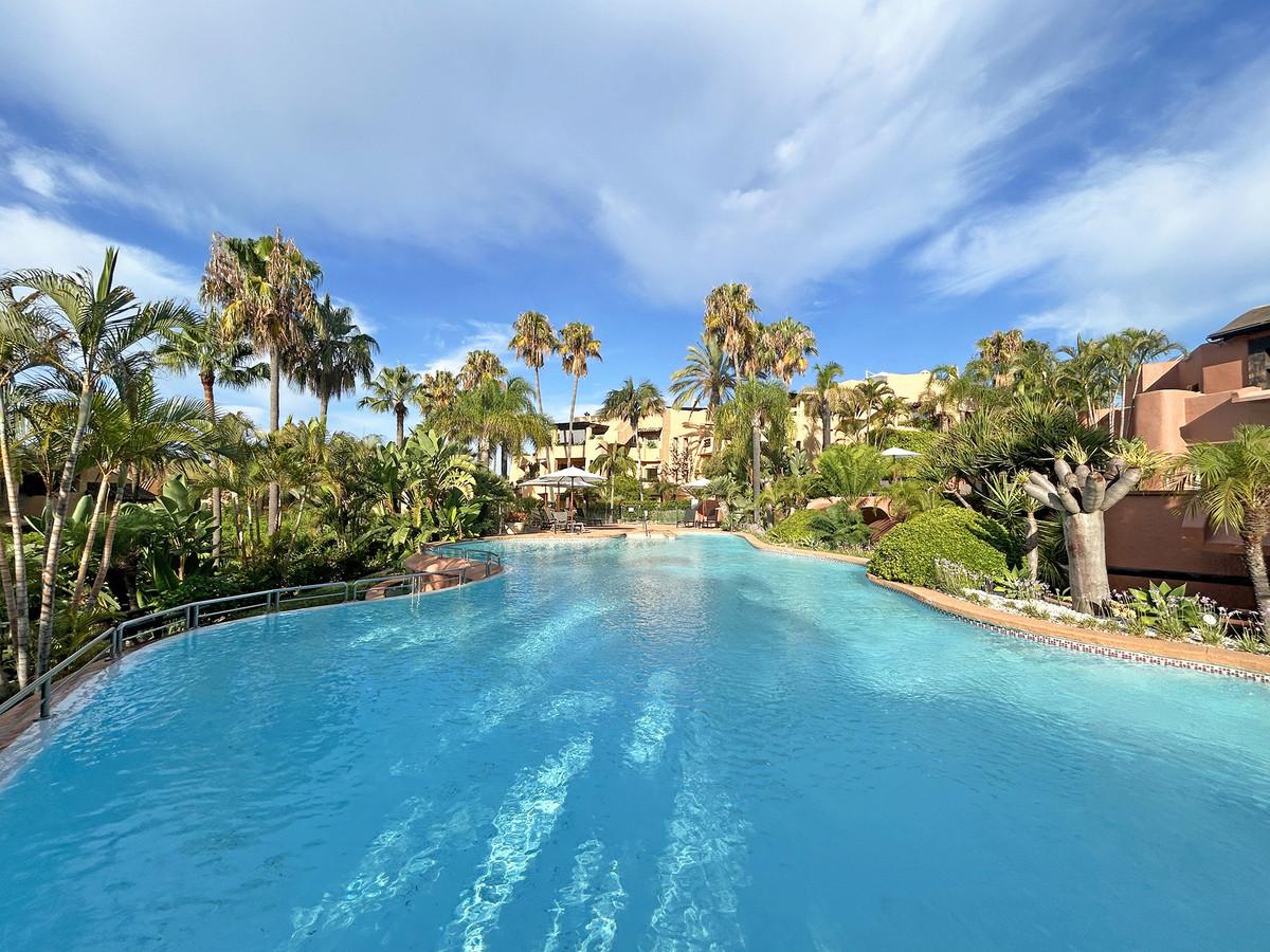 Apartment Middle Floor in The Golden Mile