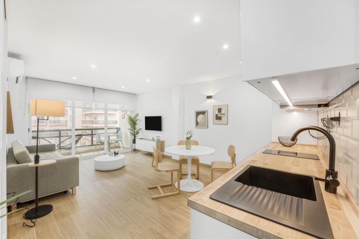 Apartment Middle Floor in La Carihuela