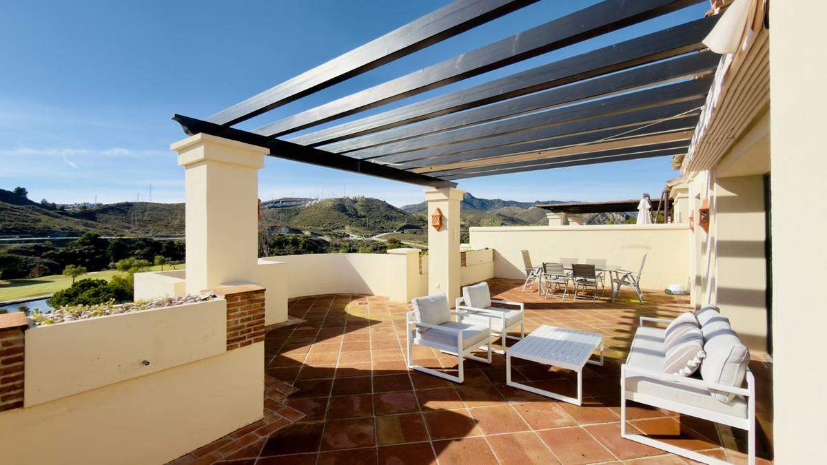 Apartment Penthouse Duplex in Benahav&iacute;s