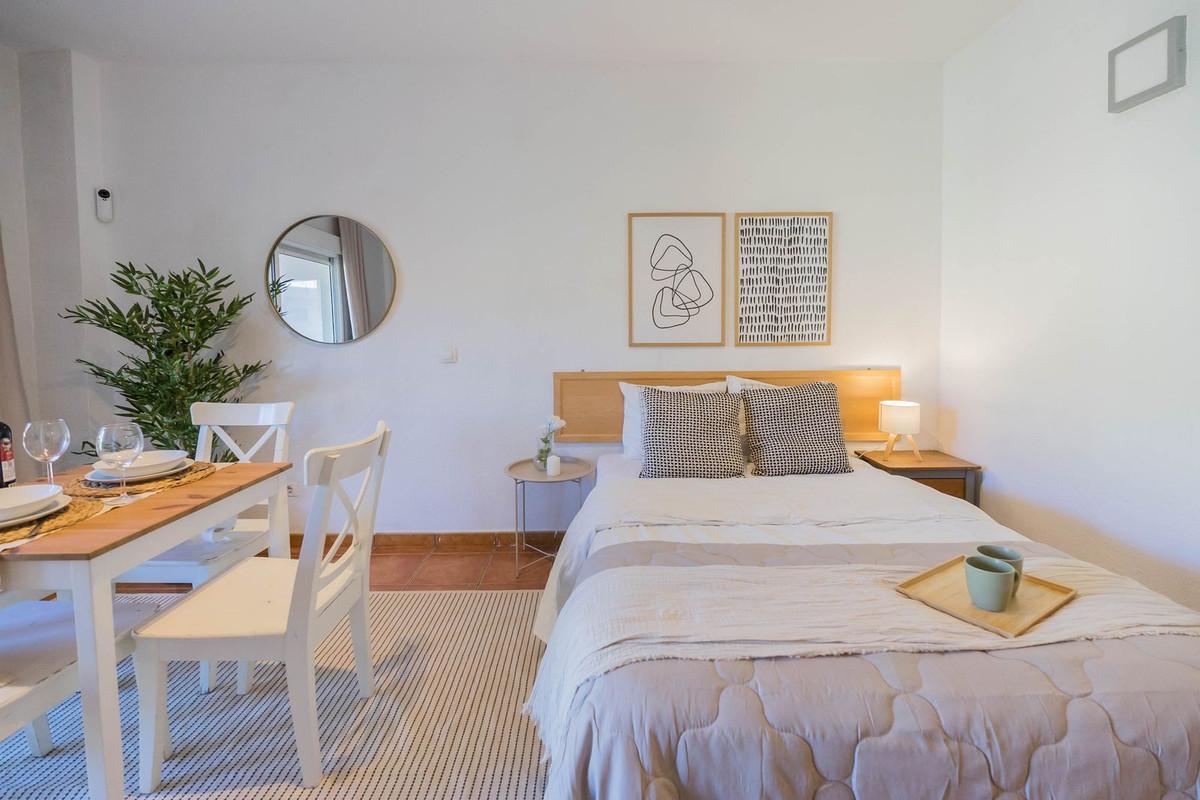 Studio Middle Floor in Torremolinos