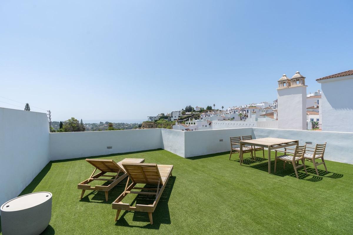 Apartment Penthouse in El Paraiso