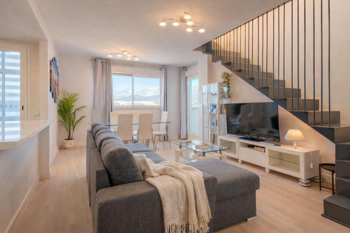 Apartment Penthouse in Estepona