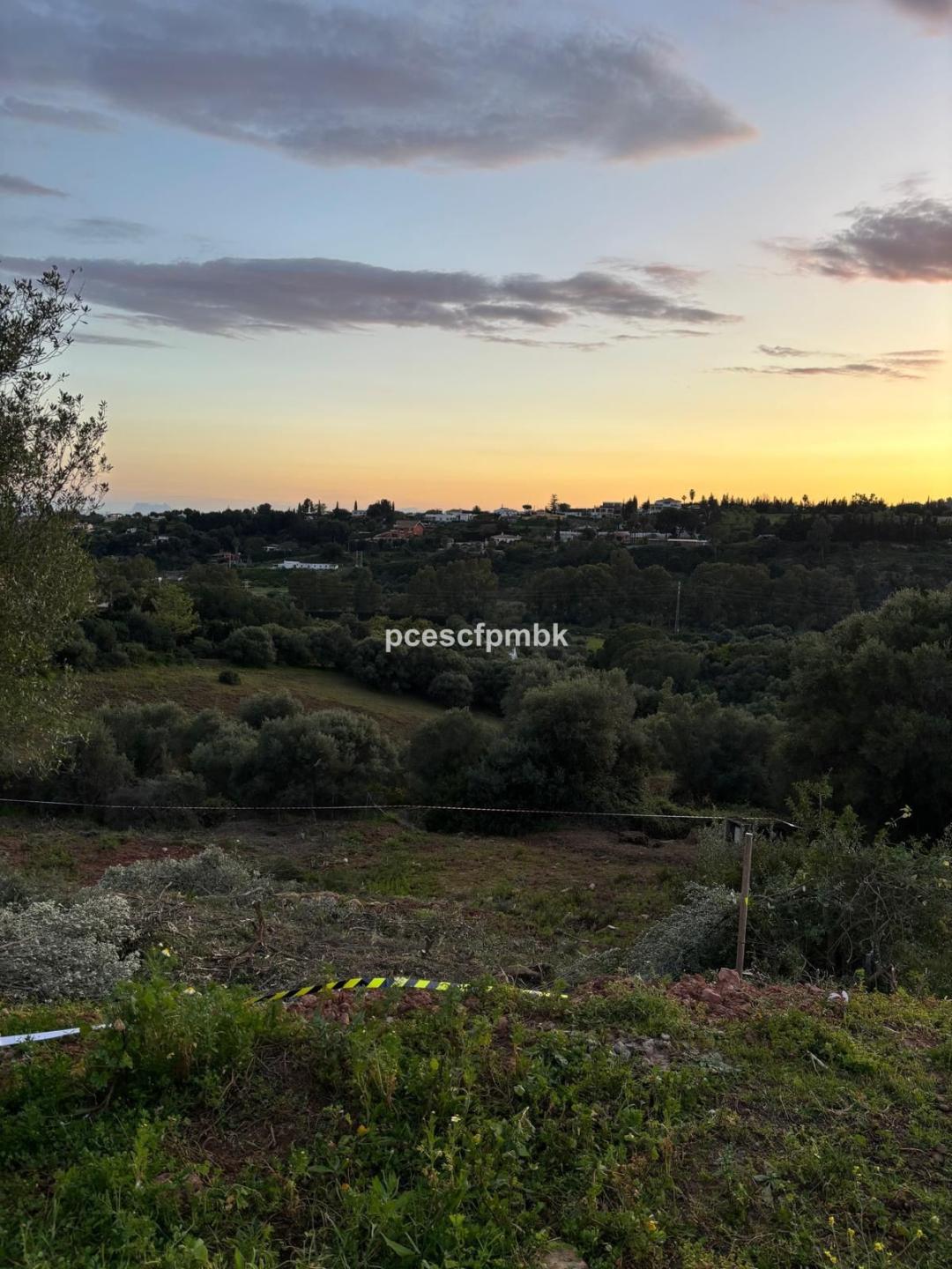 Plot Residential in Estepona