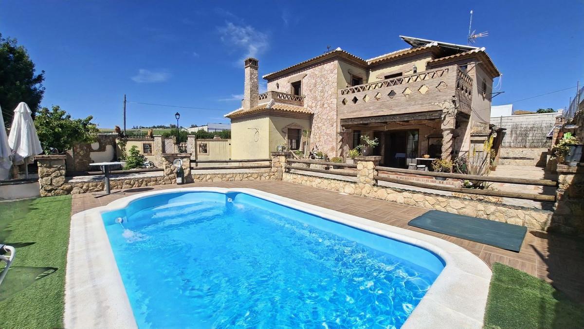 Villa Detached in Arriate