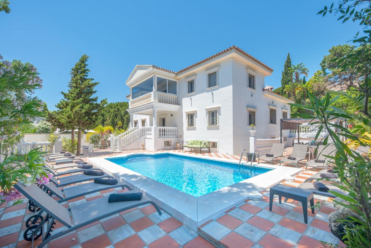Villa Detached in Marbella