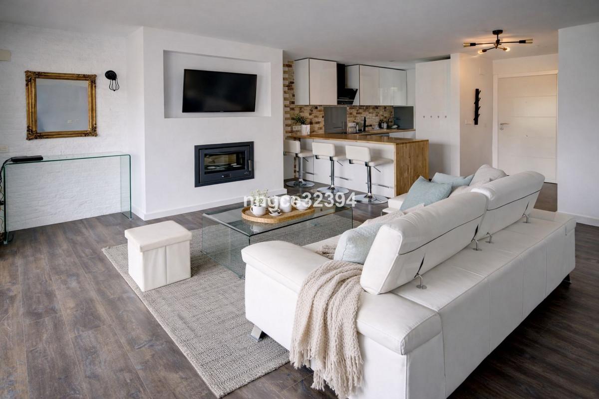 Apartment Penthouse in Puerto Ban&uacute;s