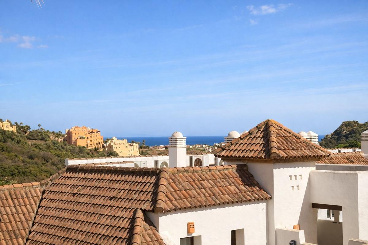 Apartment Middle Floor in Manilva