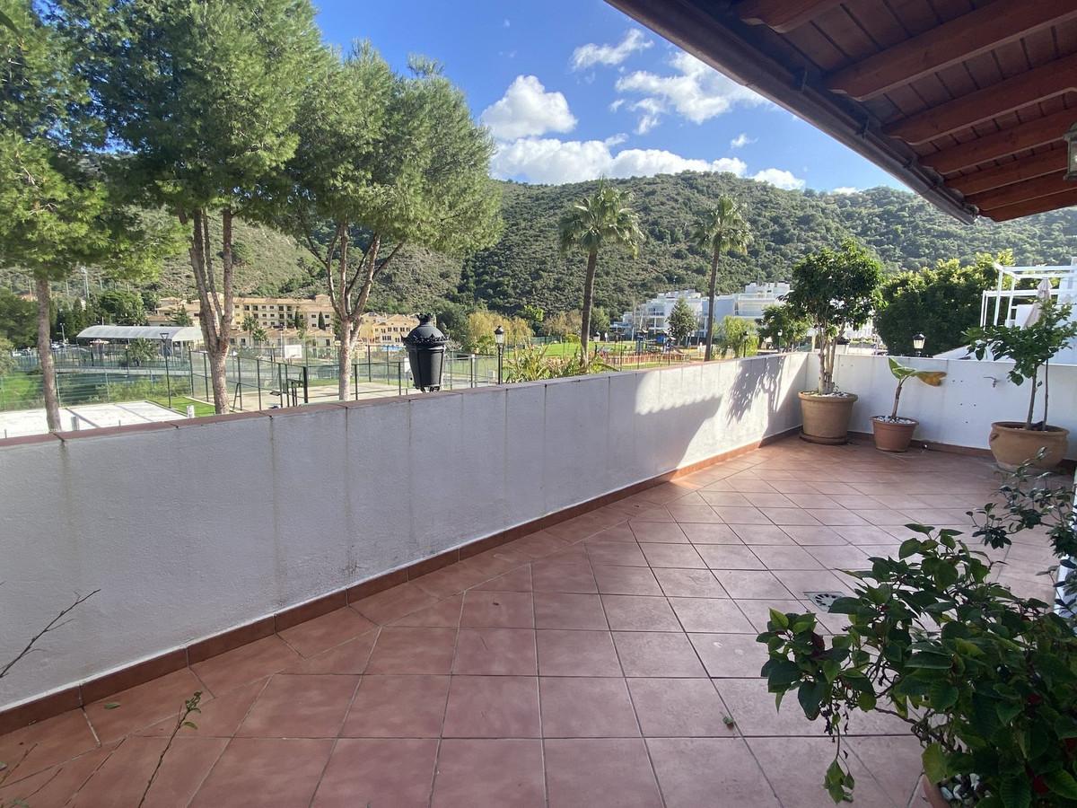 Apartment Middle Floor in Benahav&iacute;s