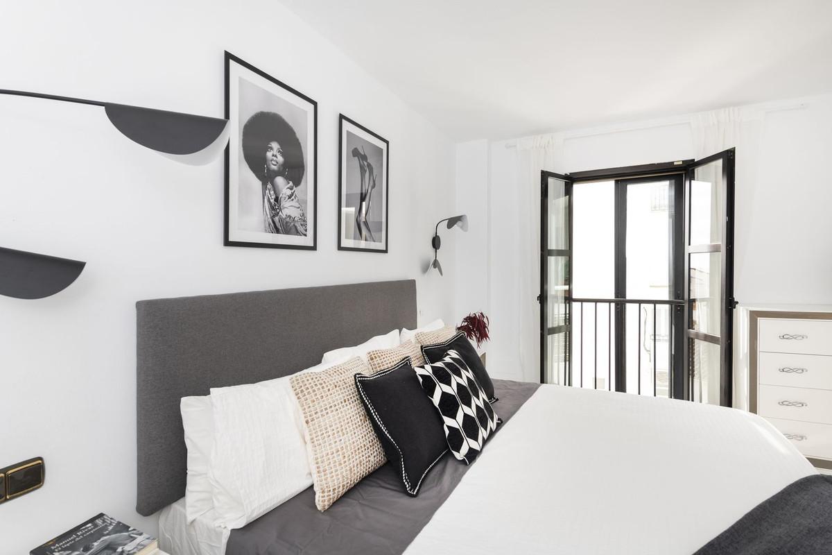 Apartment Middle Floor in Puerto Ban&uacute;s