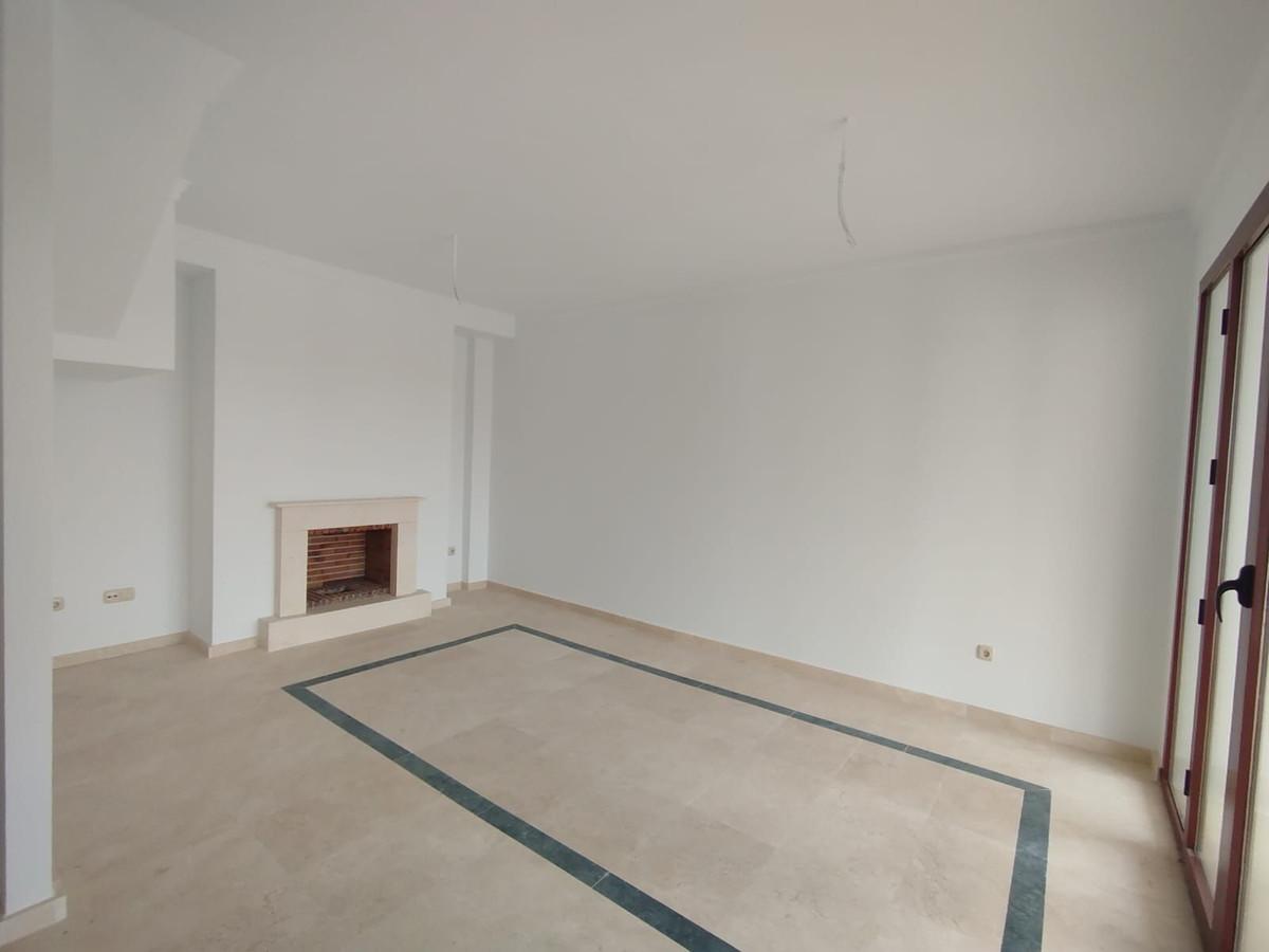 Townhouse Terraced in Do&ntilde;a Julia