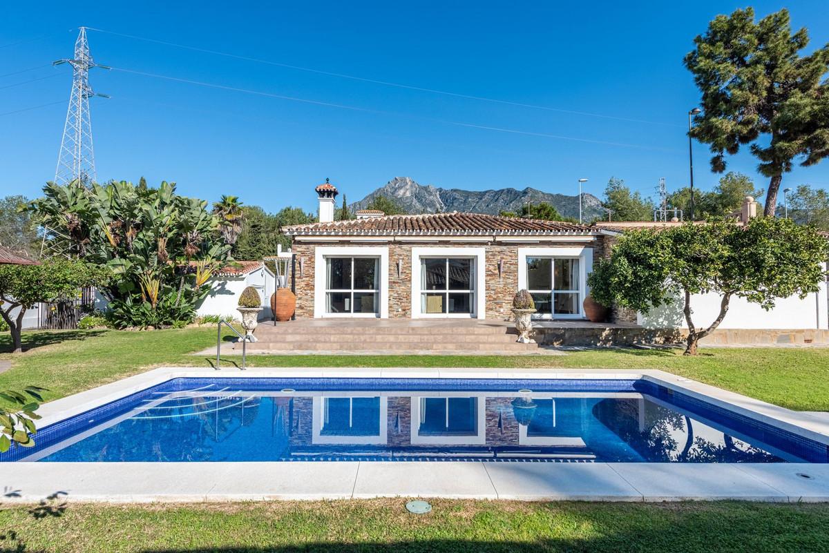 Villa Detached in The Golden Mile