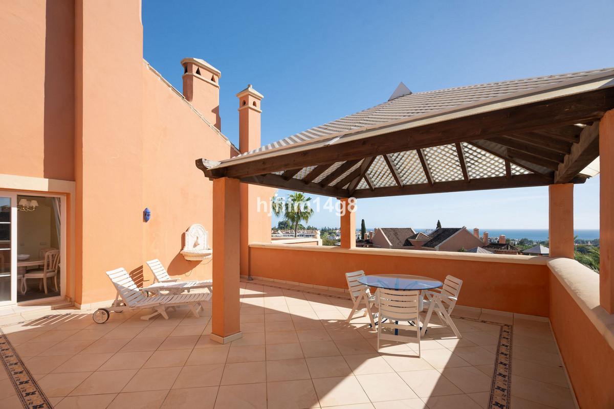 Apartment Penthouse Duplex in Nueva Andaluc&iacute;a