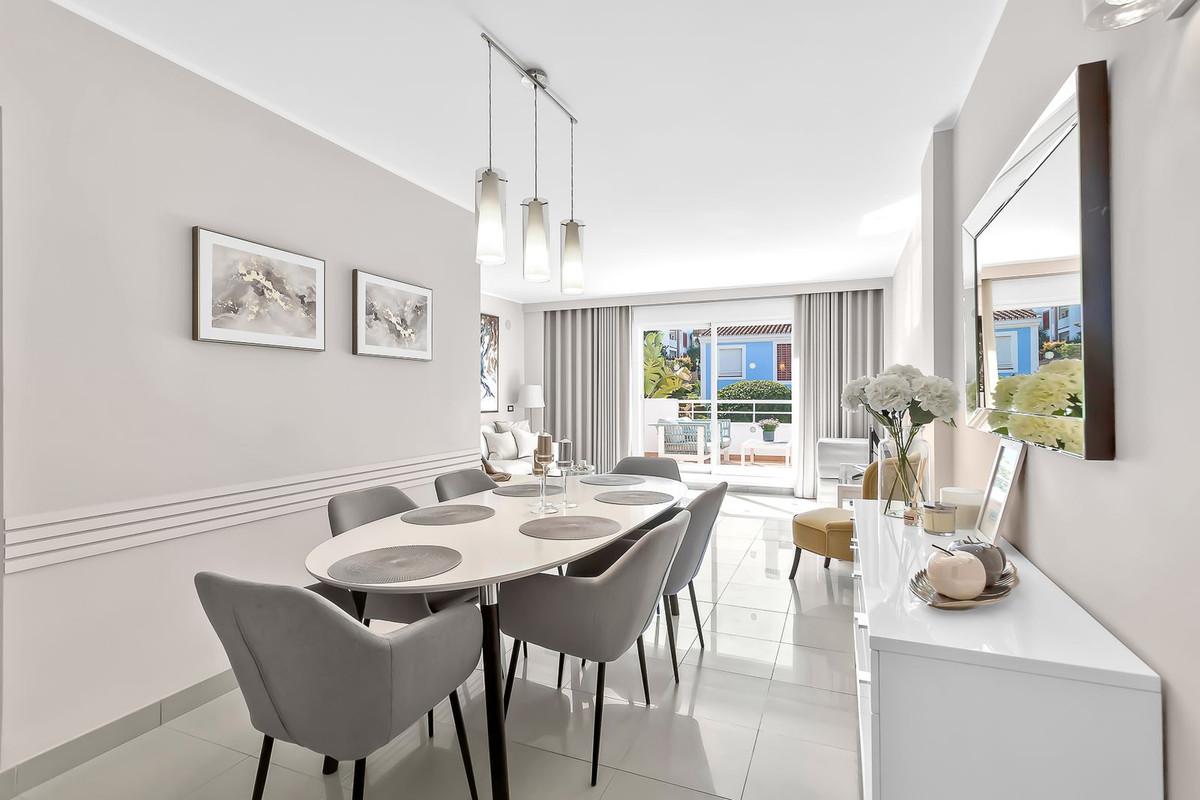 Apartment Penthouse Duplex in New Golden Mile