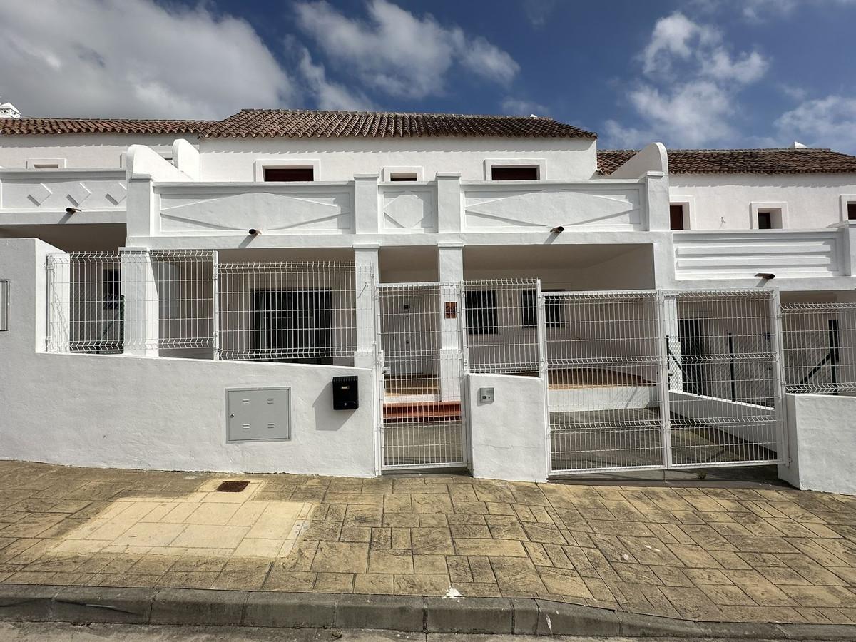 Townhouse Terraced in Do&ntilde;a Julia