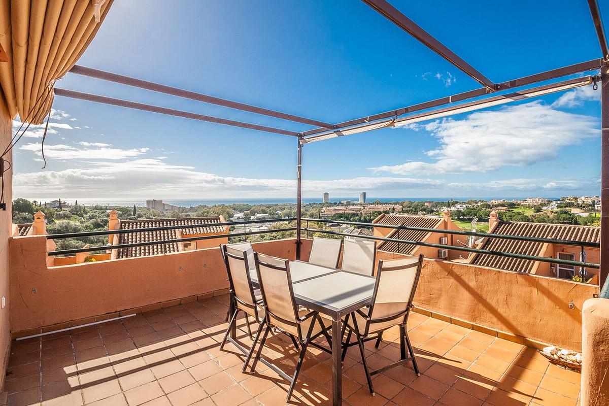 Apartment Penthouse in Elviria