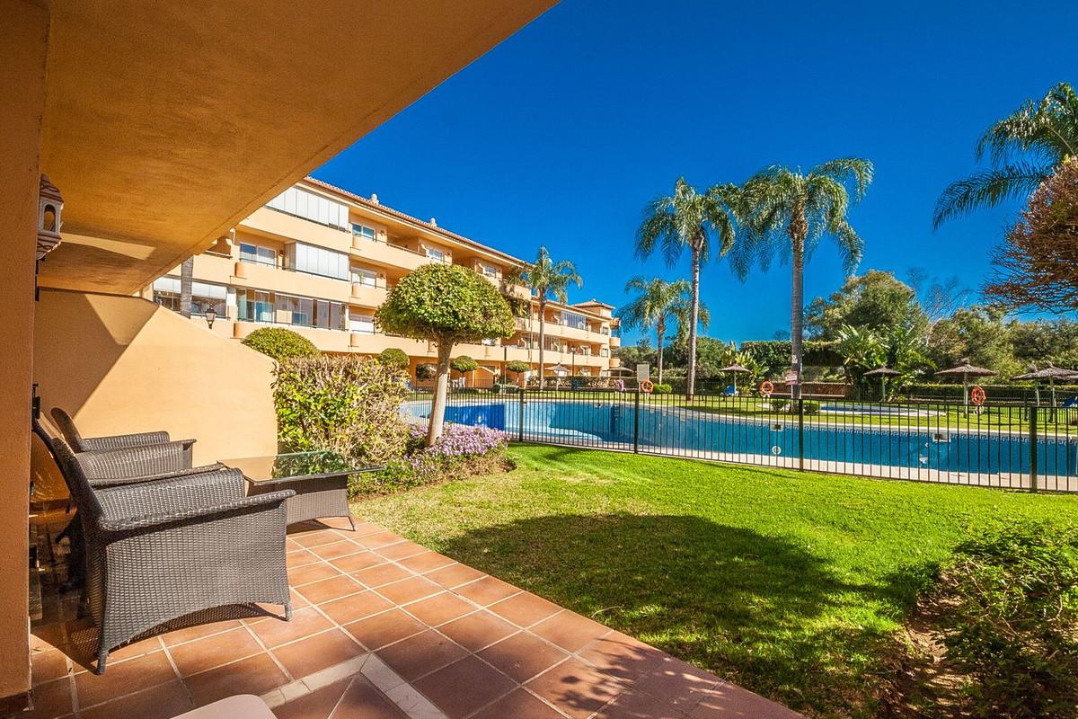 Apartment Ground Floor in Elviria