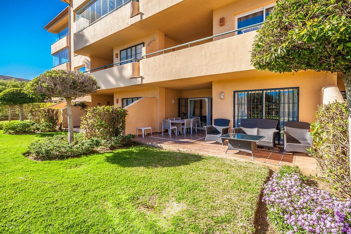 Apartment Ground Floor in Elviria