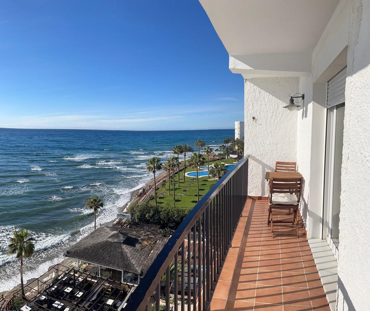 Apartment Middle Floor in Calahonda