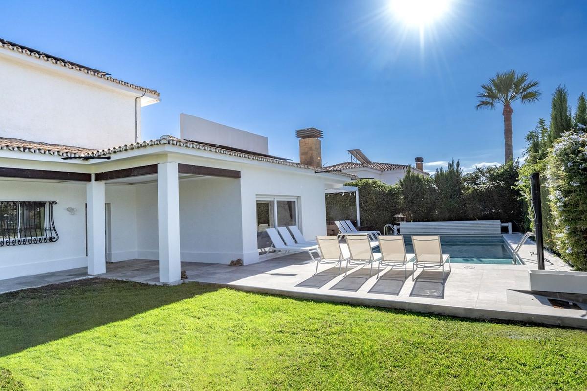 Villa Detached in Benalmadena