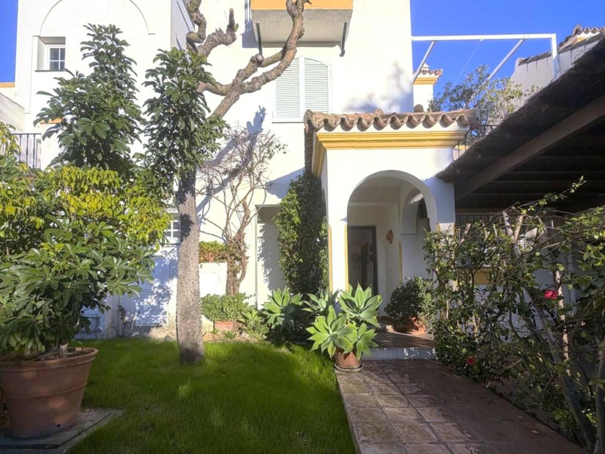 Townhouse Terraced in Estepona