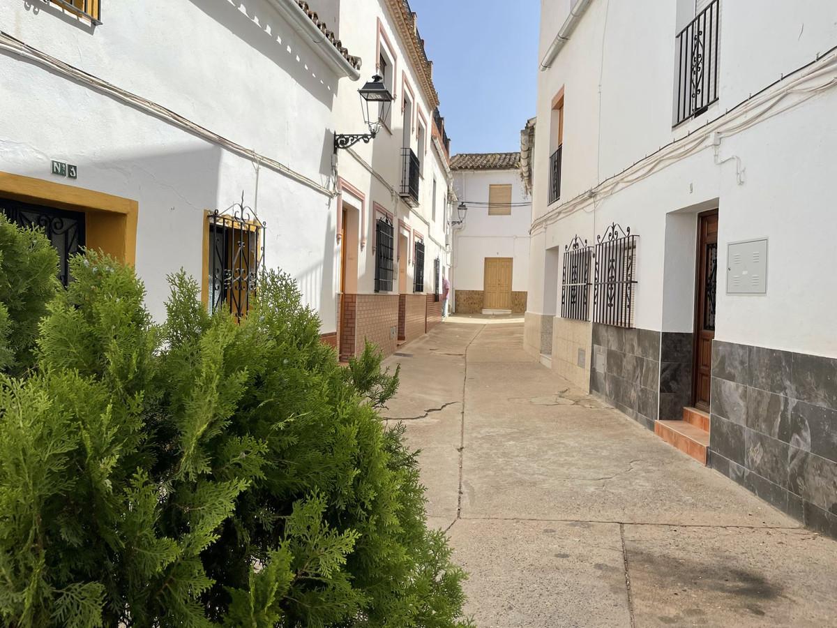 Townhouse Terraced in Benaoj&aacute;n