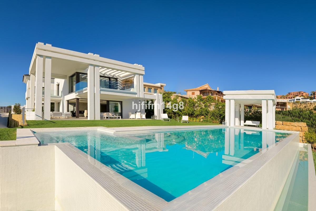 Villa Detached in Los Flamingos