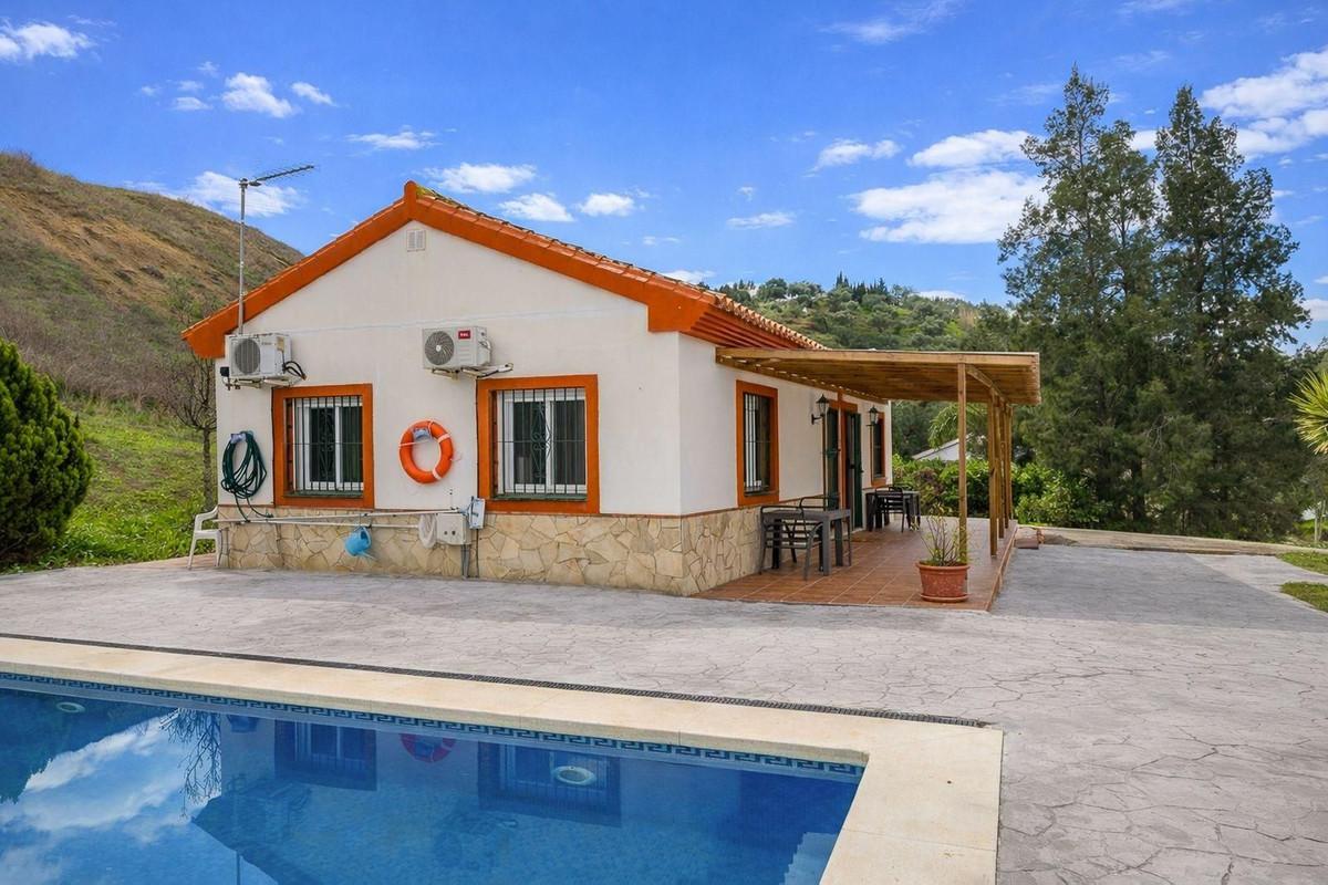 Villa Finca in Co&iacute;n