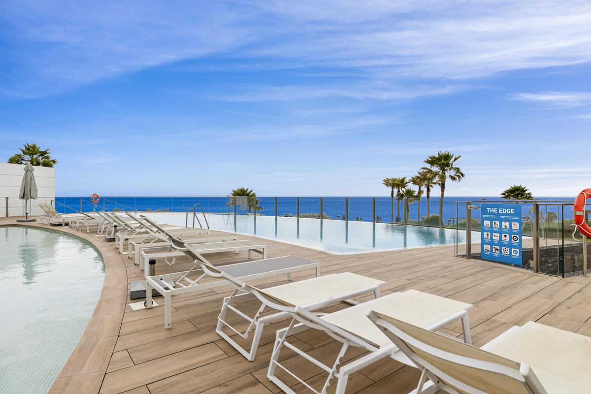 Apartment Middle Floor in Estepona