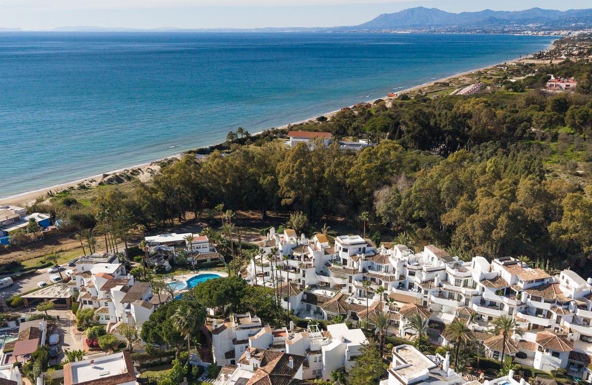 Apartment Ground Floor in Elviria