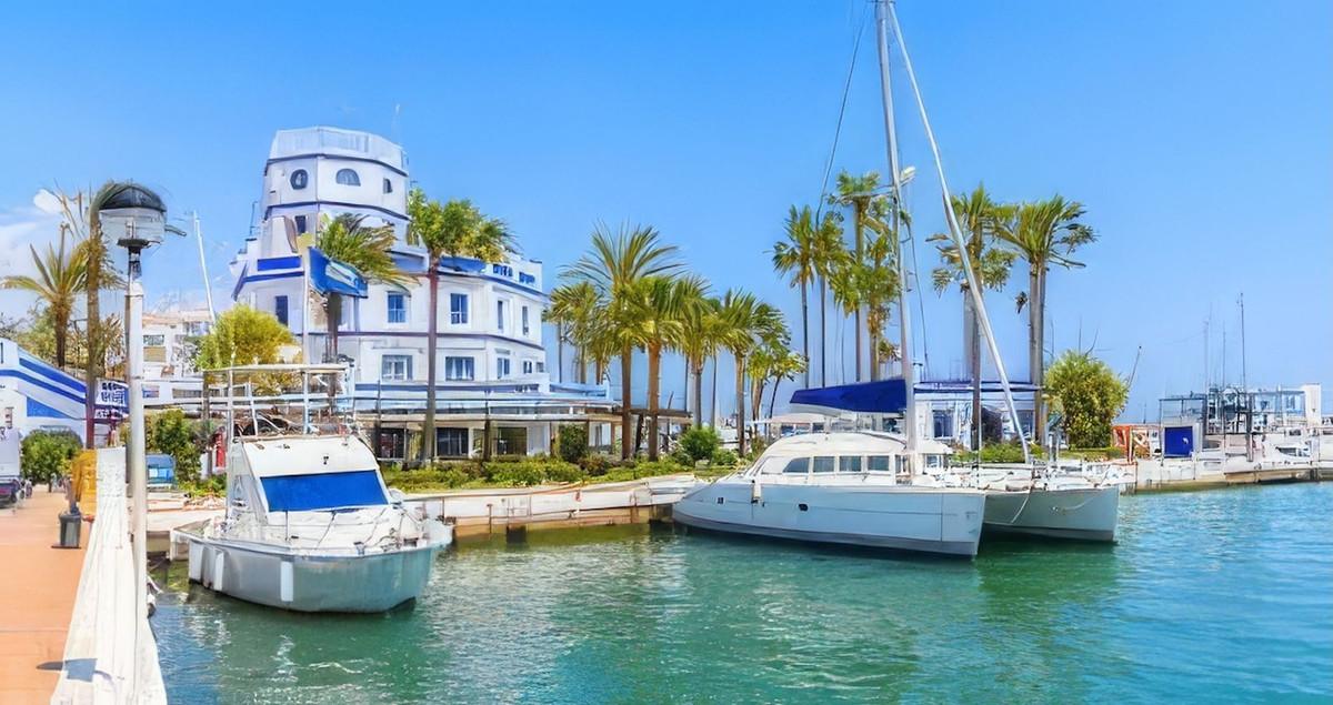 Apartment Ground Floor in Estepona