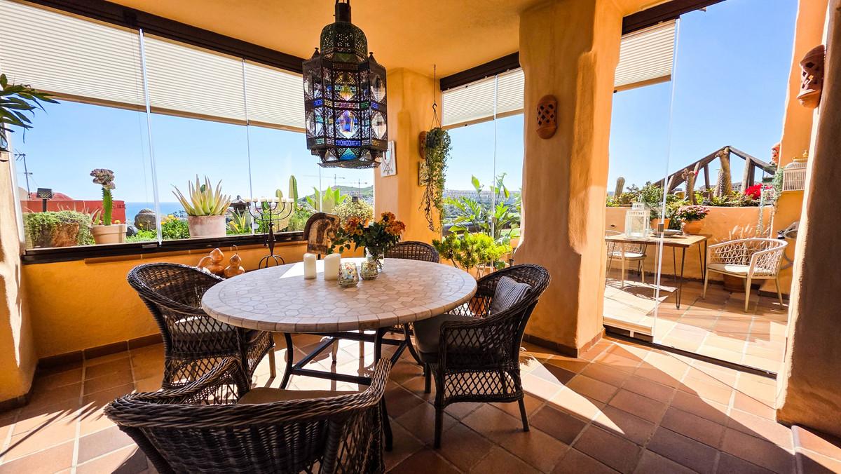 Apartment Penthouse in La Duquesa