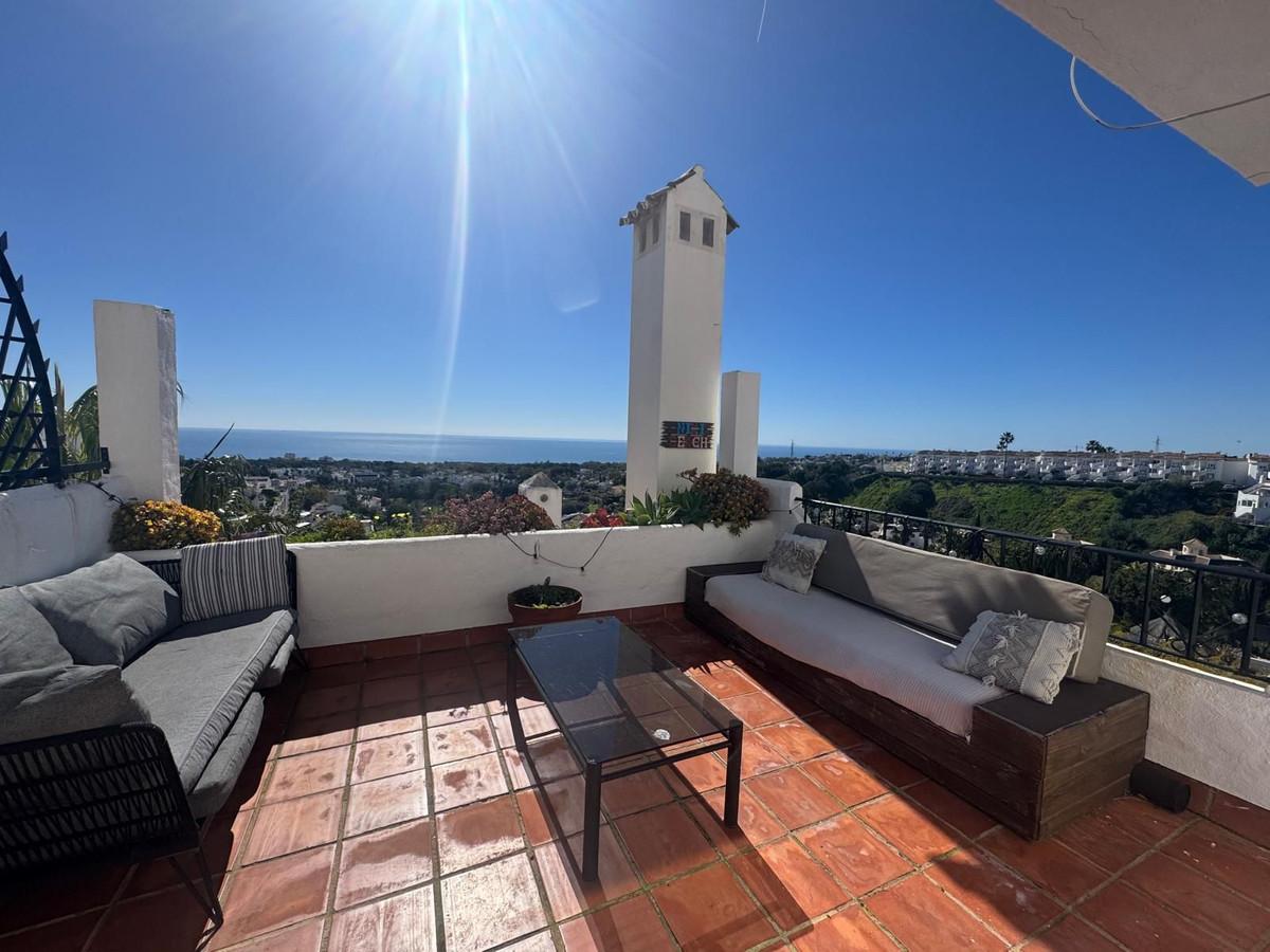 Apartment Middle Floor in Calahonda