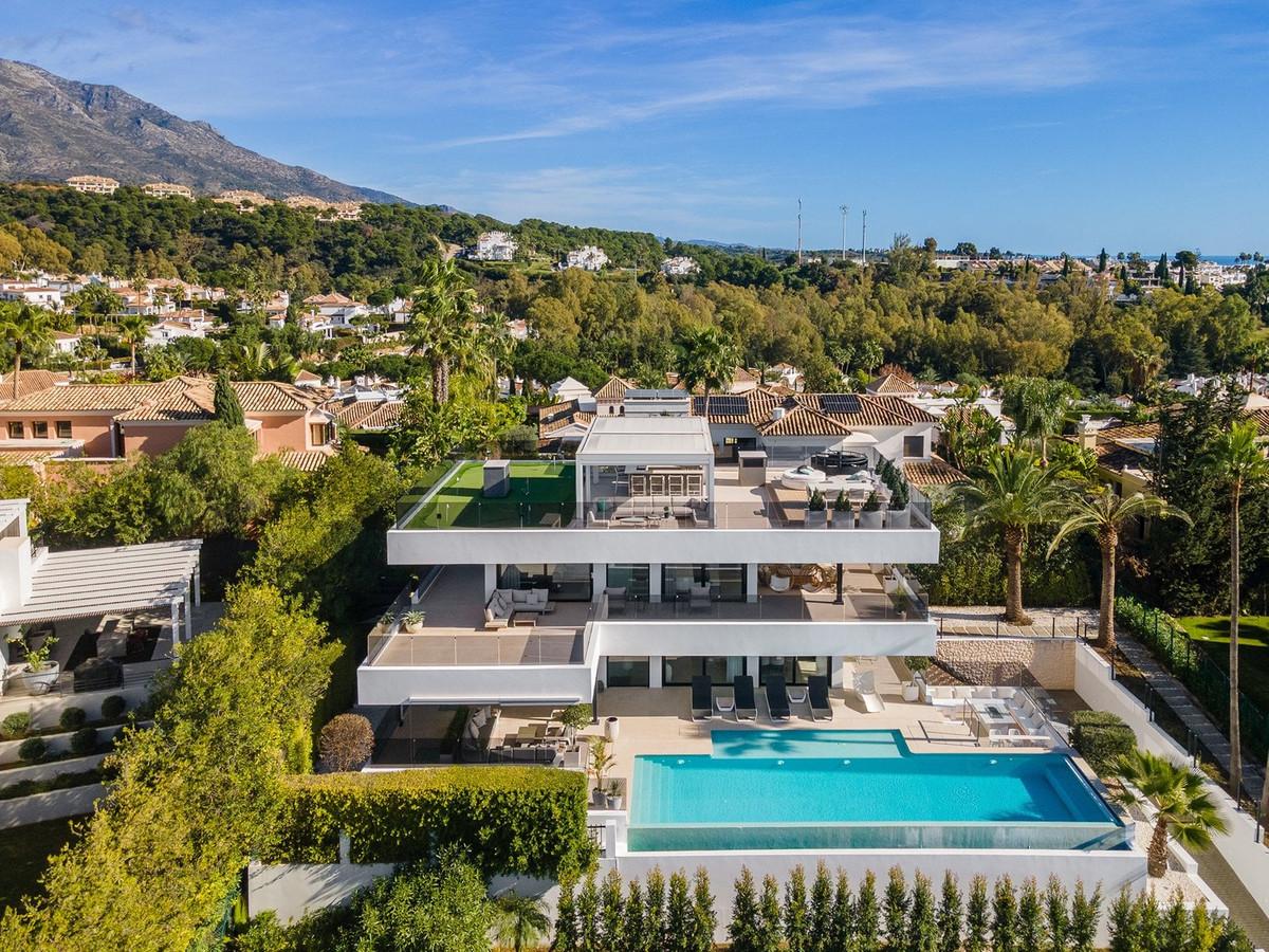 Villa Detached in Marbella