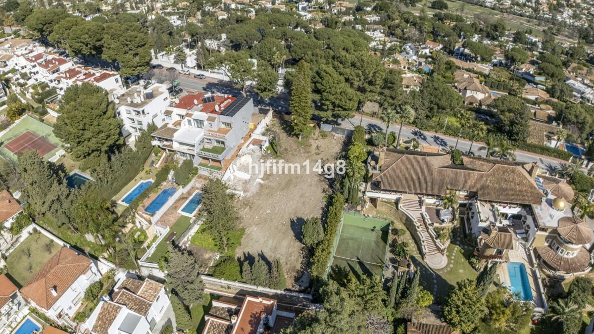 Plot Land in Nueva Andaluc&iacute;a
