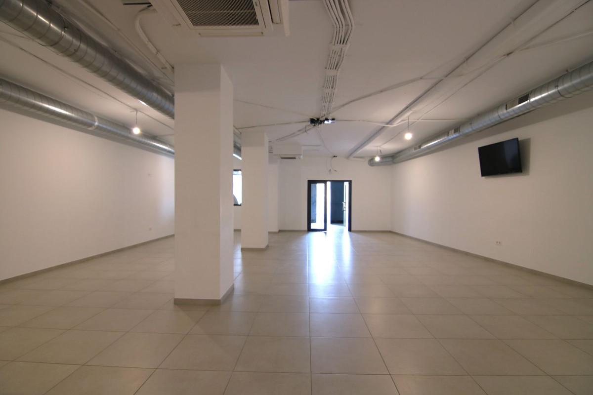 Commercial Commercial Premises in Co&iacute;n