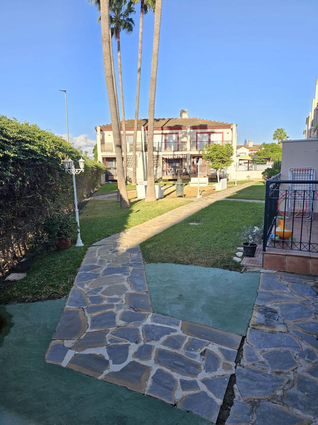 Townhouse Terraced in Alhaur&iacute;n de la Torre