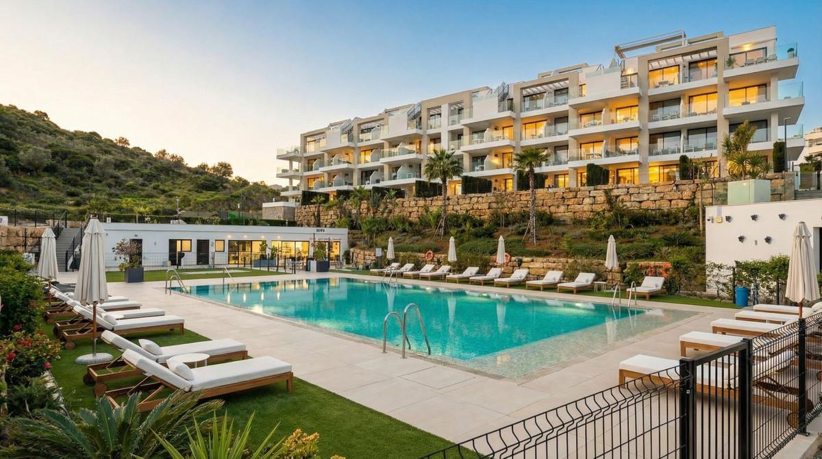 Apartment Middle Floor in Mijas Costa