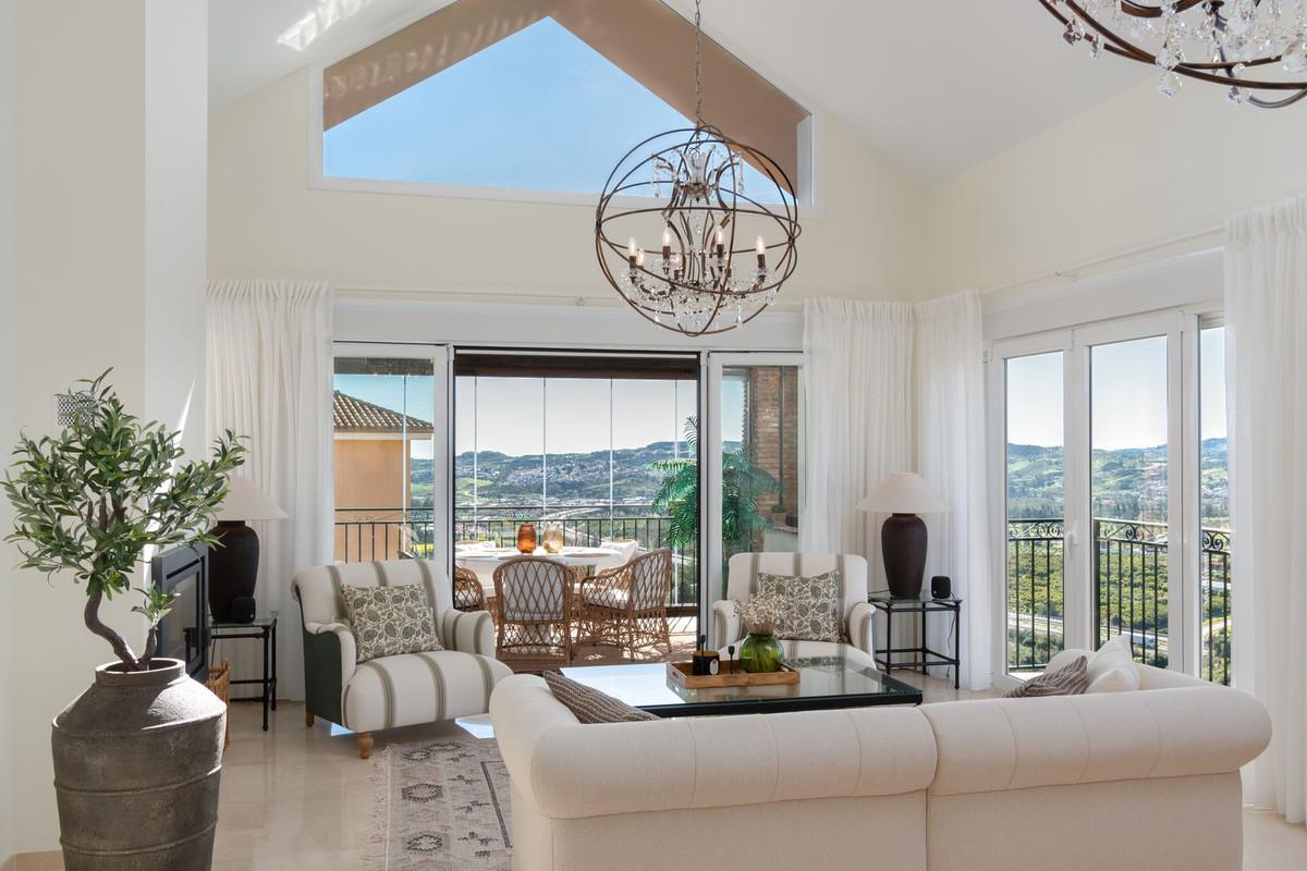 Villa Detached in Sierrezuela