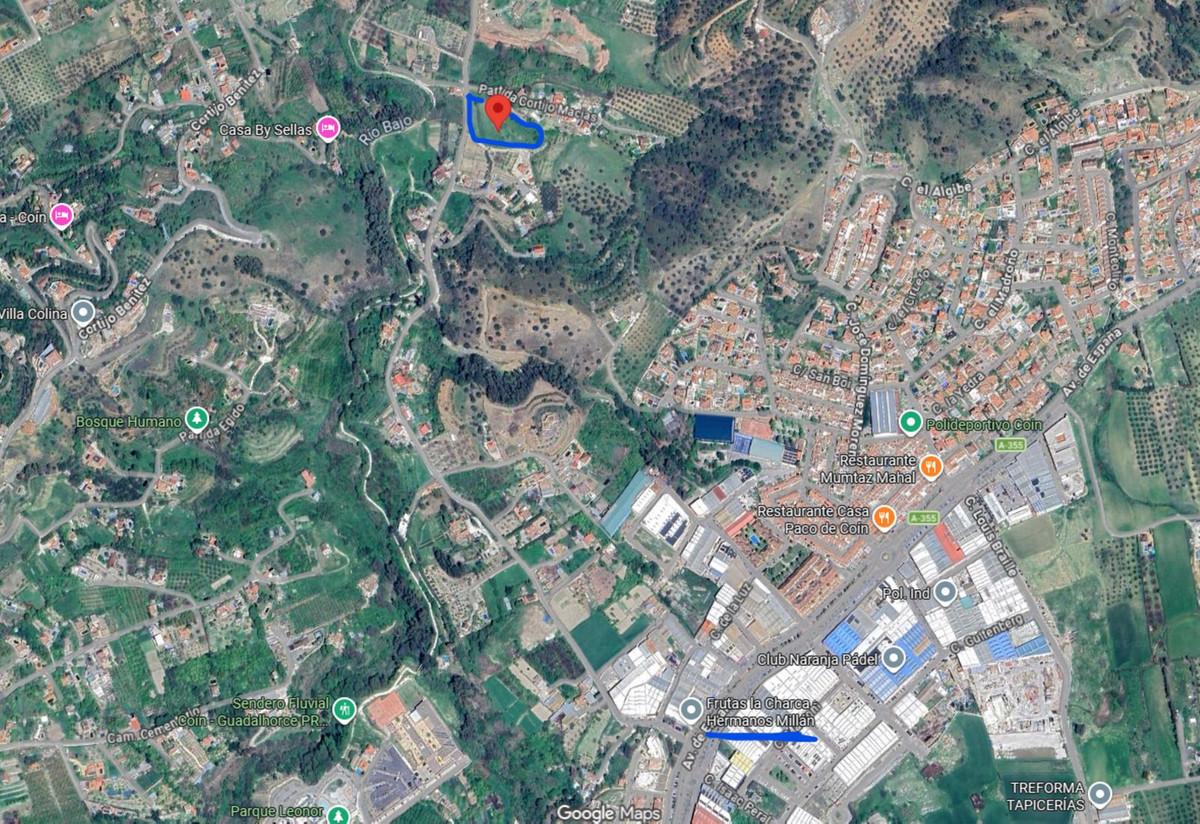 Plot Land in Co&iacute;n