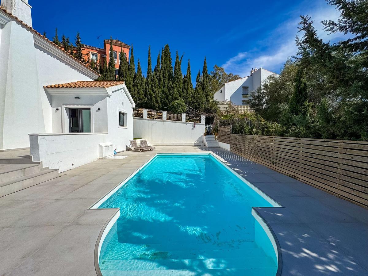 Villa Detached in Estepona